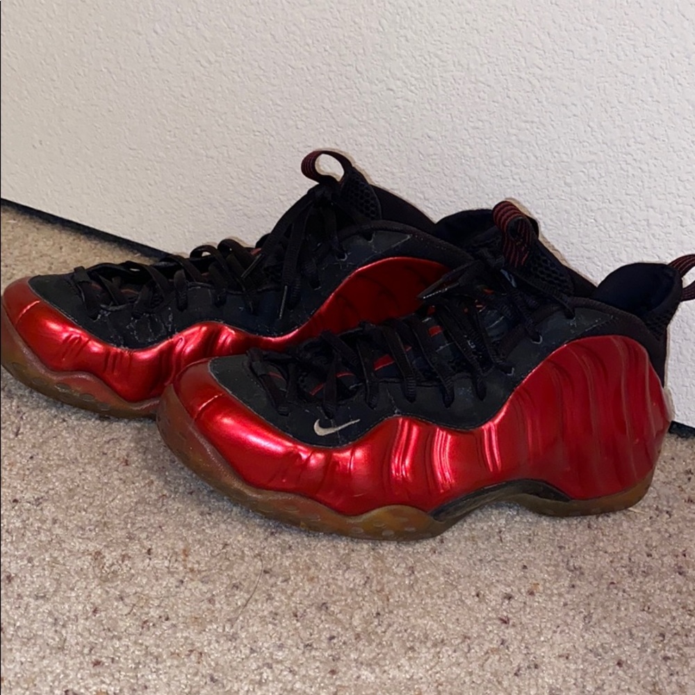 Air Foamposite one ‘Metallic red’
